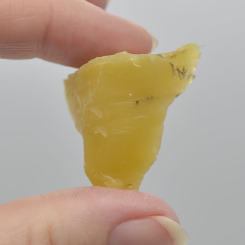 Raw Turkish Yellow Opal Specimen Rock - 10 grams - lot 06 - Image 4