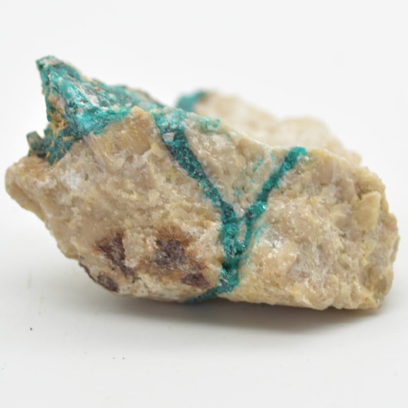 Raw Dioptase Specimen Rock - 88 grams - Image 2