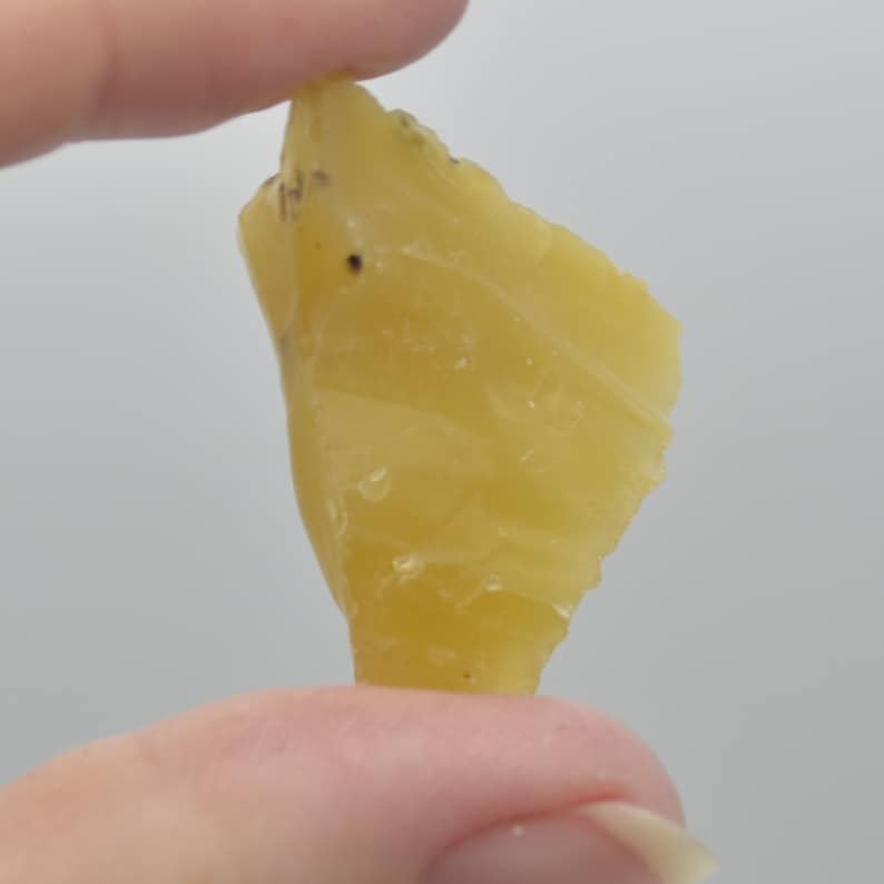 Raw Turkish Yellow Opal Specimen Rock - 10 grams - lot 06 - Image 5