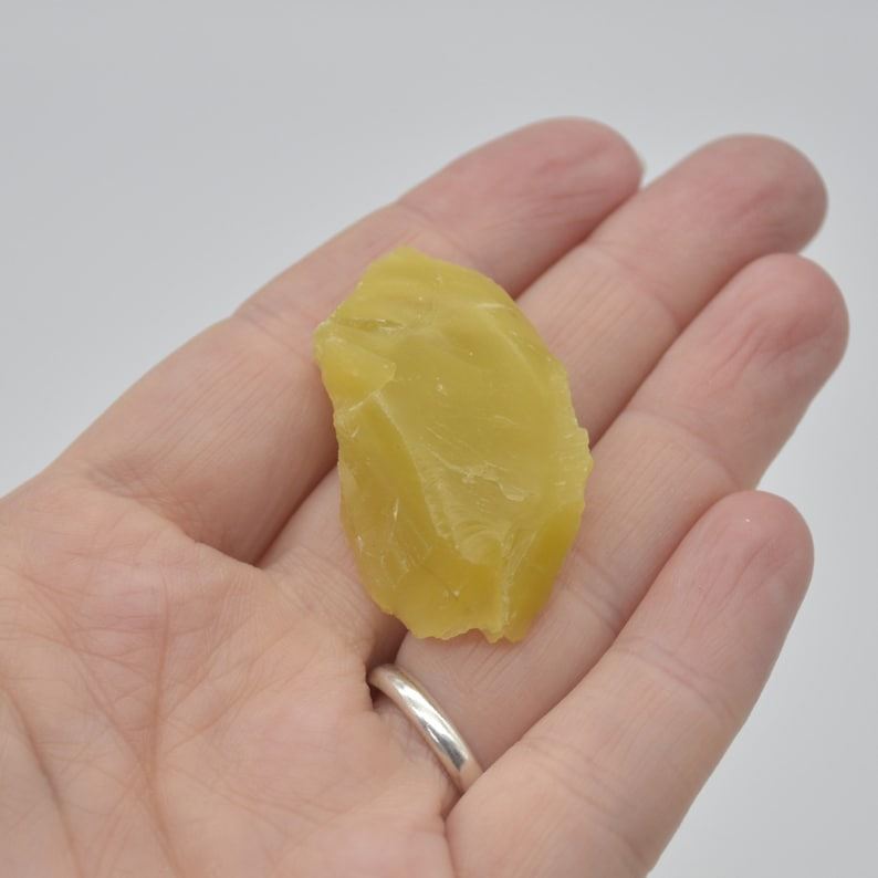 Raw Turkish Yellow Opal Specimen Rock - 10 grams - lot 05 - Image 5
