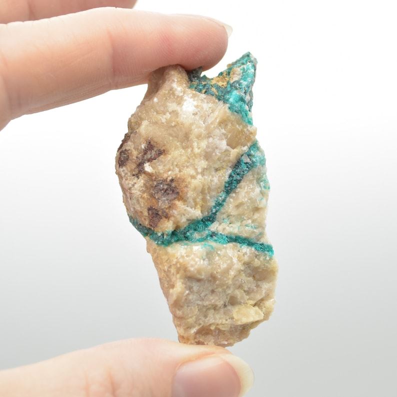 Raw Dioptase Specimen Rock - 88 grams - Image 6