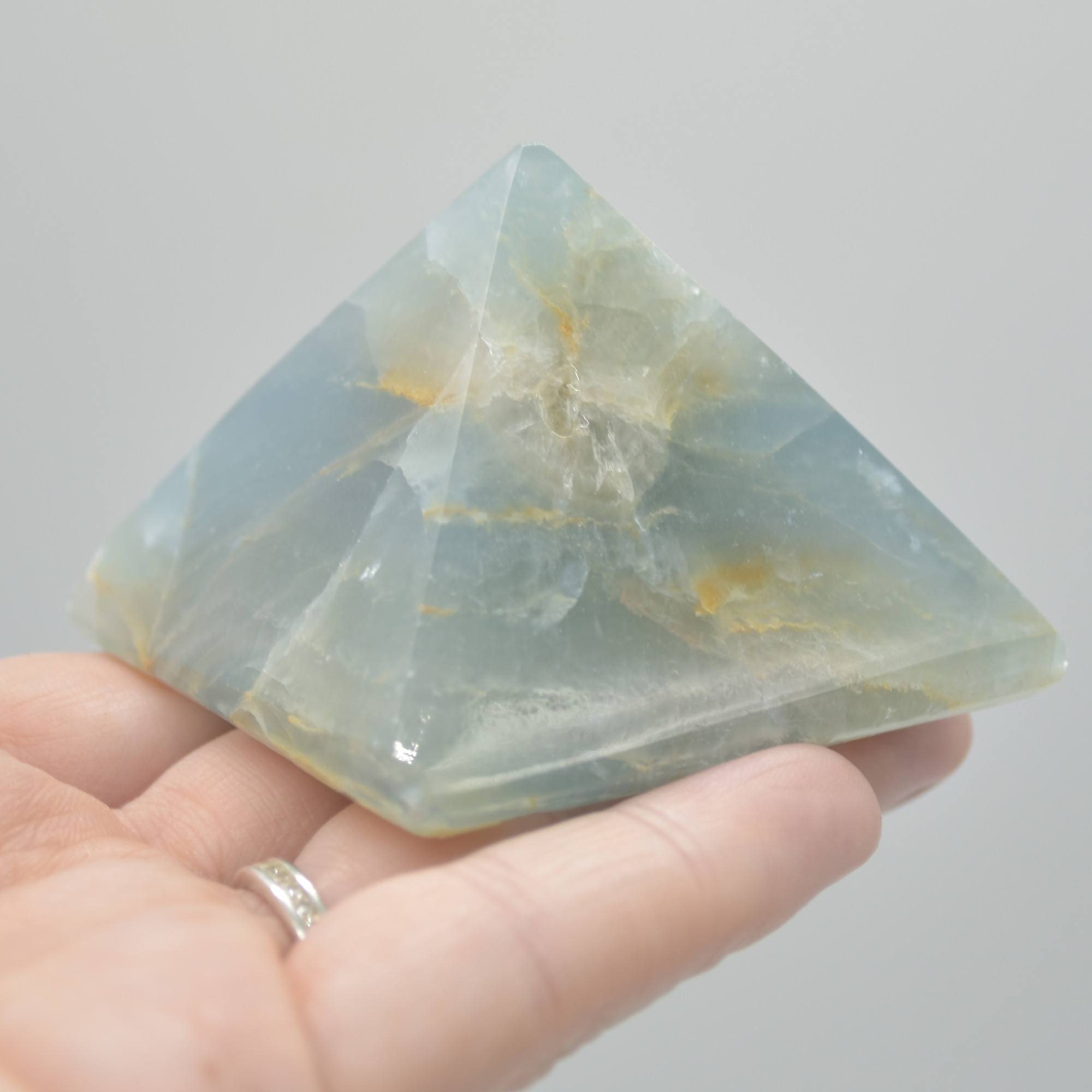 Blue Onyx Lemerian Aquatine Calcite Crystal Pyramid - 4cm x 5.5cm #01 - Image 5