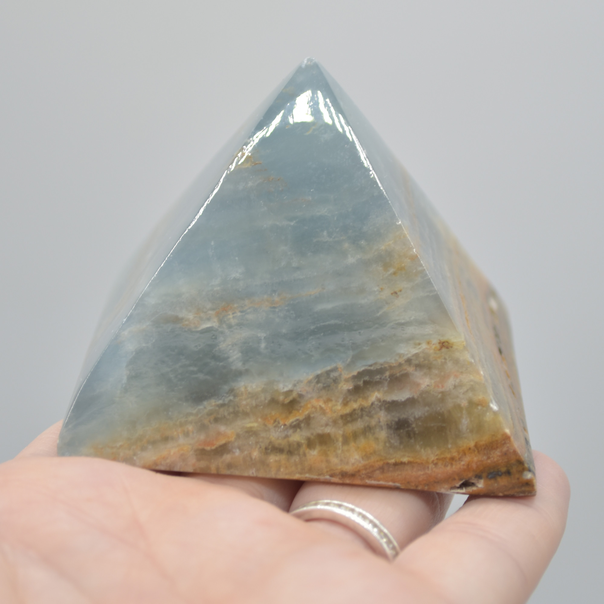 Blue Onyx Lemerian Aquatine Calcite Crystal Pyramid - 5cm x 6.5cm #03 - Image 6