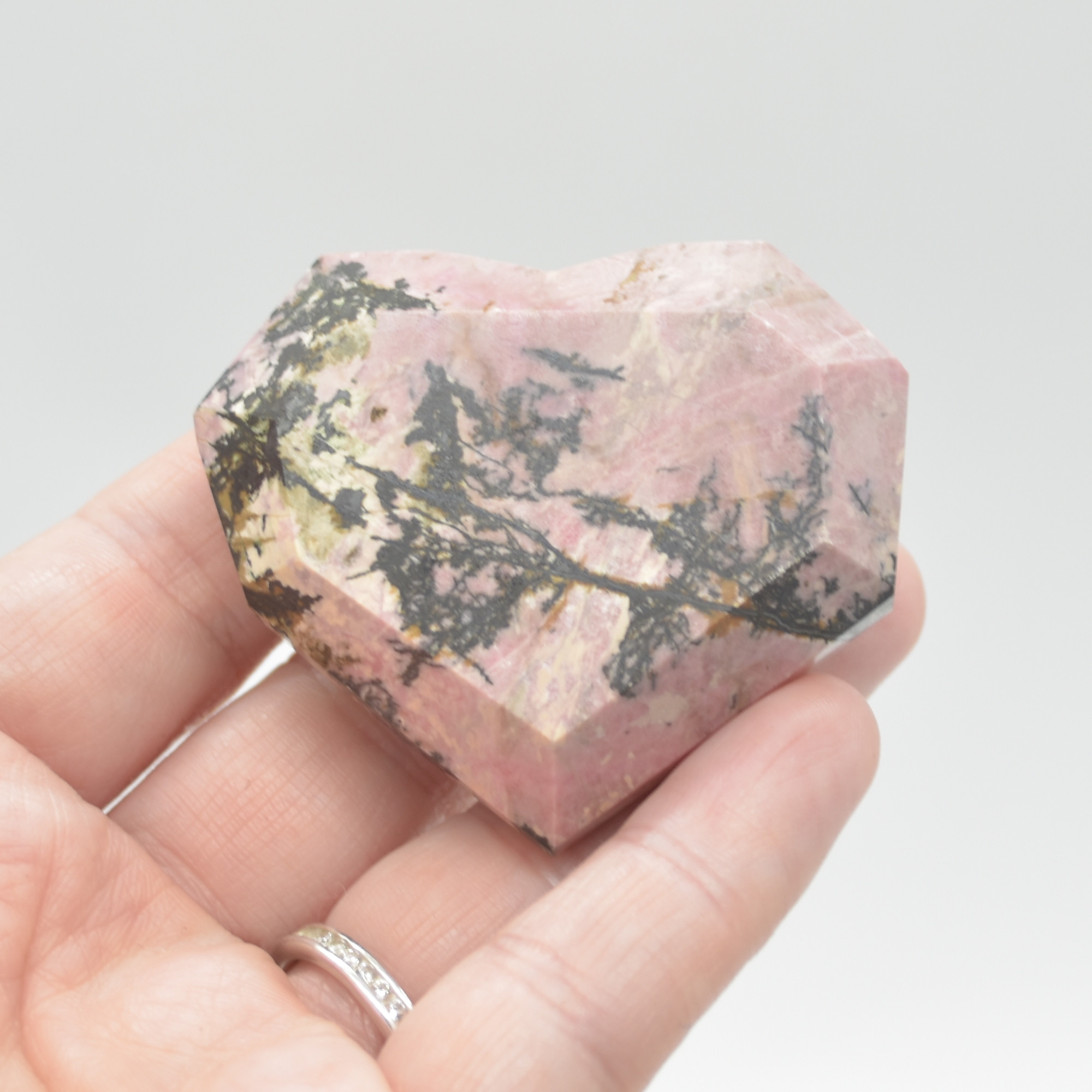 Rhodonite Gemstone Faceted Heart - 5cm #02 - Image 6
