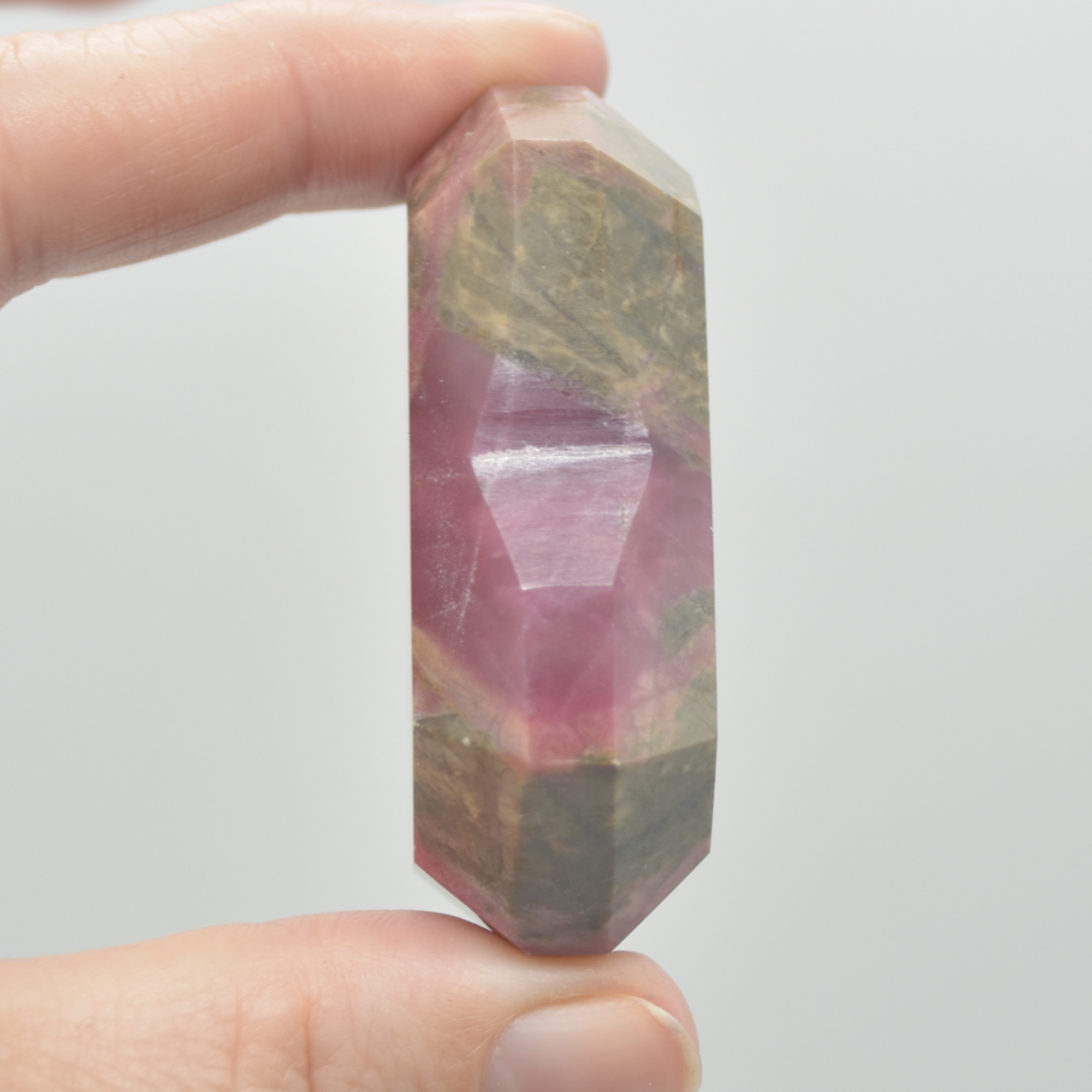 Rhodonite Gemstone Faceted Heart - 5cm #04 - Image 4