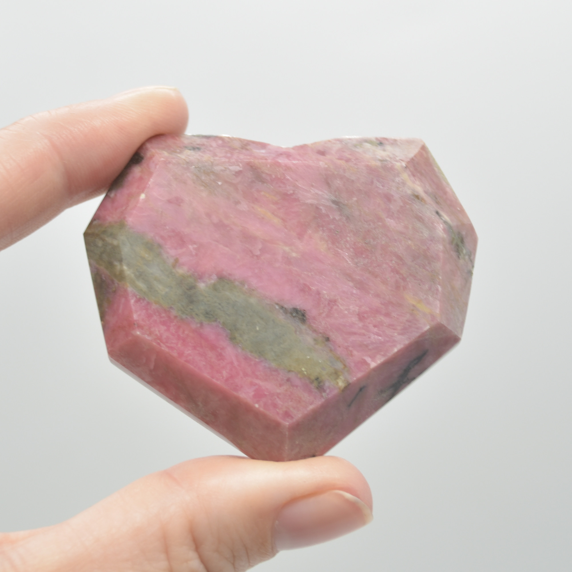 Rhodonite Gemstone Faceted Heart - 5cm #05 - Image 3