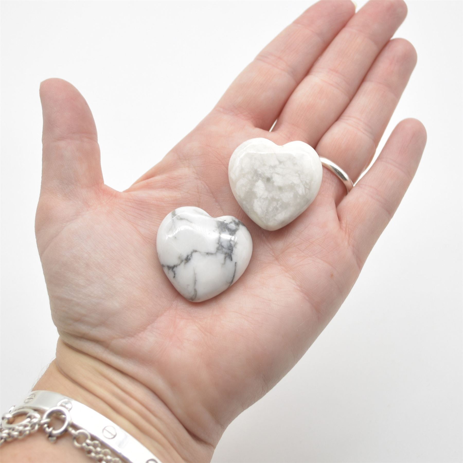 White Howlite Heart - 3cm - 1 Count - Image 6
