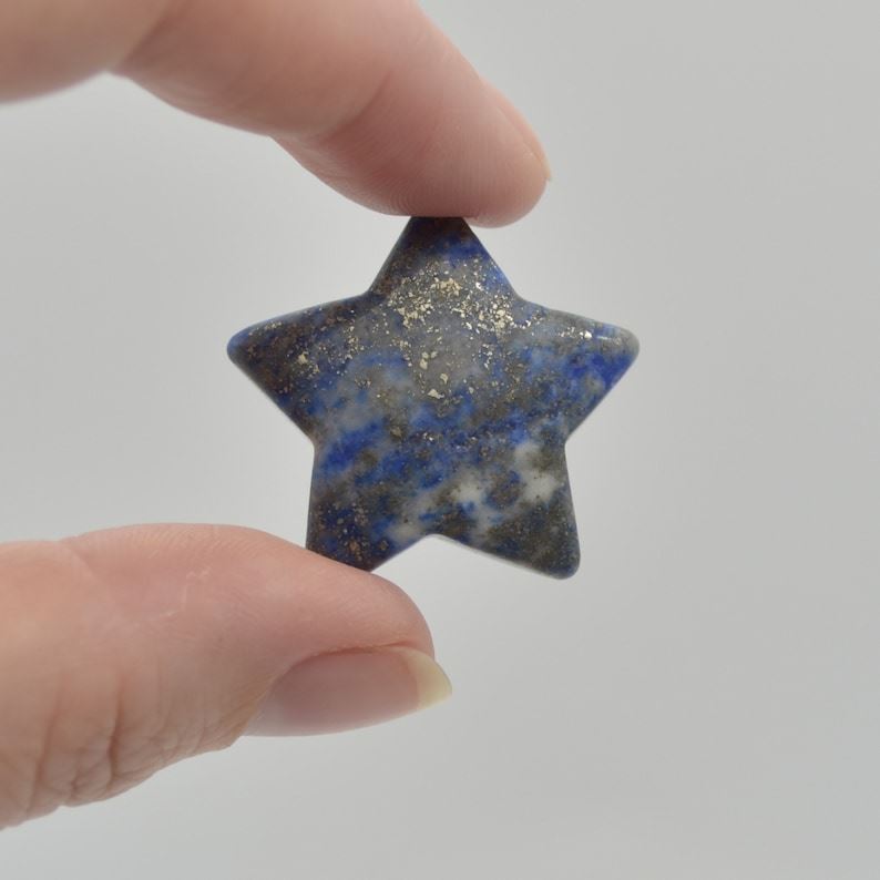 Lapis Lazuli Star - 3cm - Image 3