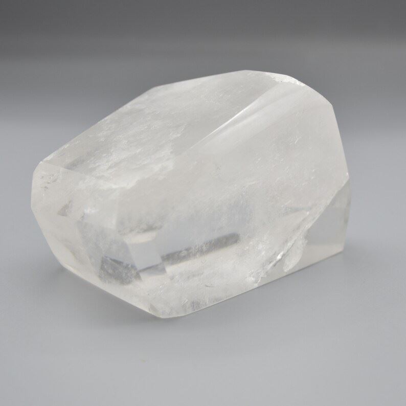 Clear Quartz Freeform, Free Form - 7cm x 9.5cm x 7cm - 708 grams
