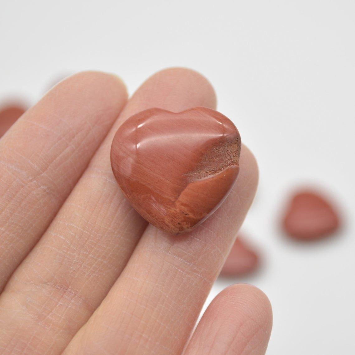 Red Jasper Heart - 2cm - 3.5 grams - Image 4