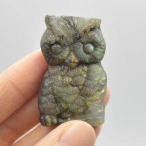 Labradorite Owl - 31 grams - 4.5cm x 2.5cm x 1.3cm #026