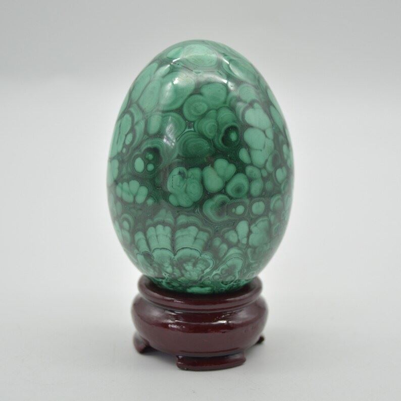 Malachite Crystal Egg - 530 grams - 8cm x 6cm x 5.5cm #02