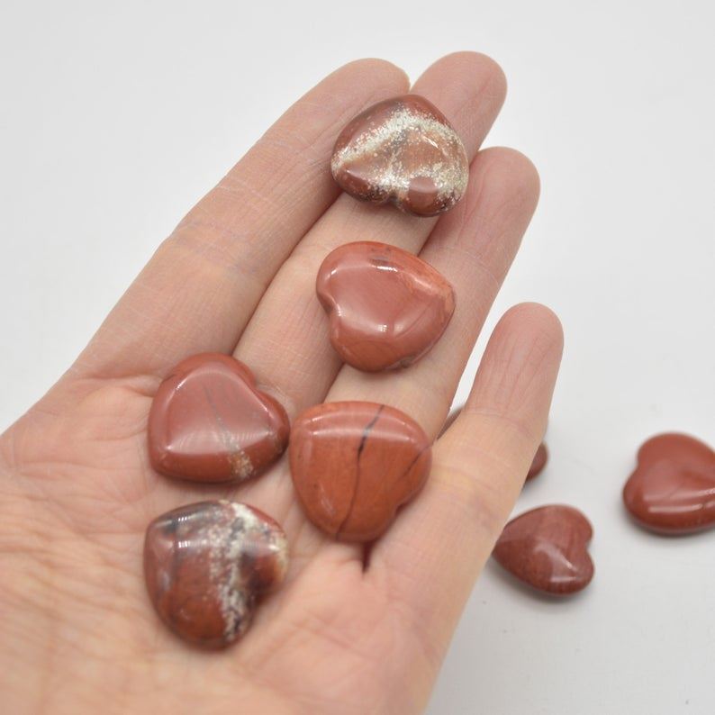 Red Jasper Heart - 2cm - 3.5 grams - Image 3