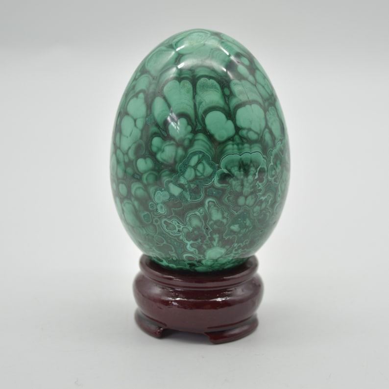 Malachite Crystal Egg - 530 grams - 8cm x 6cm x 5.5cm #02 - Image 2