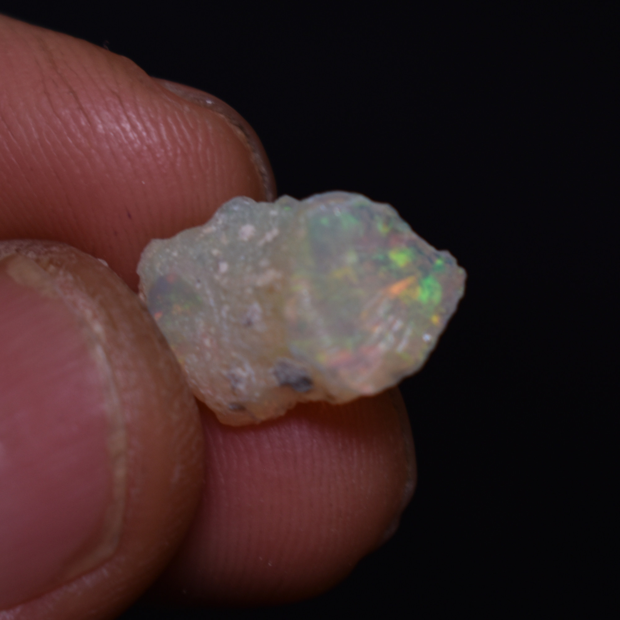 Ethiopian Welo Rough Opal Top Grade Specimen - 3.6ct weight #40 - Image 4