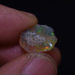 Ethiopian Welo Rough Opal Top Grade Specimen - 4.2ct weight #76
