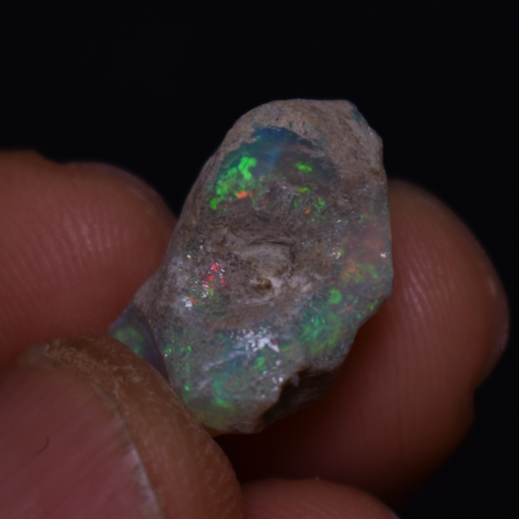 Ethiopian Welo Rough Opal Top Grade Specimen - 4.4ct weight #82 - Image 4