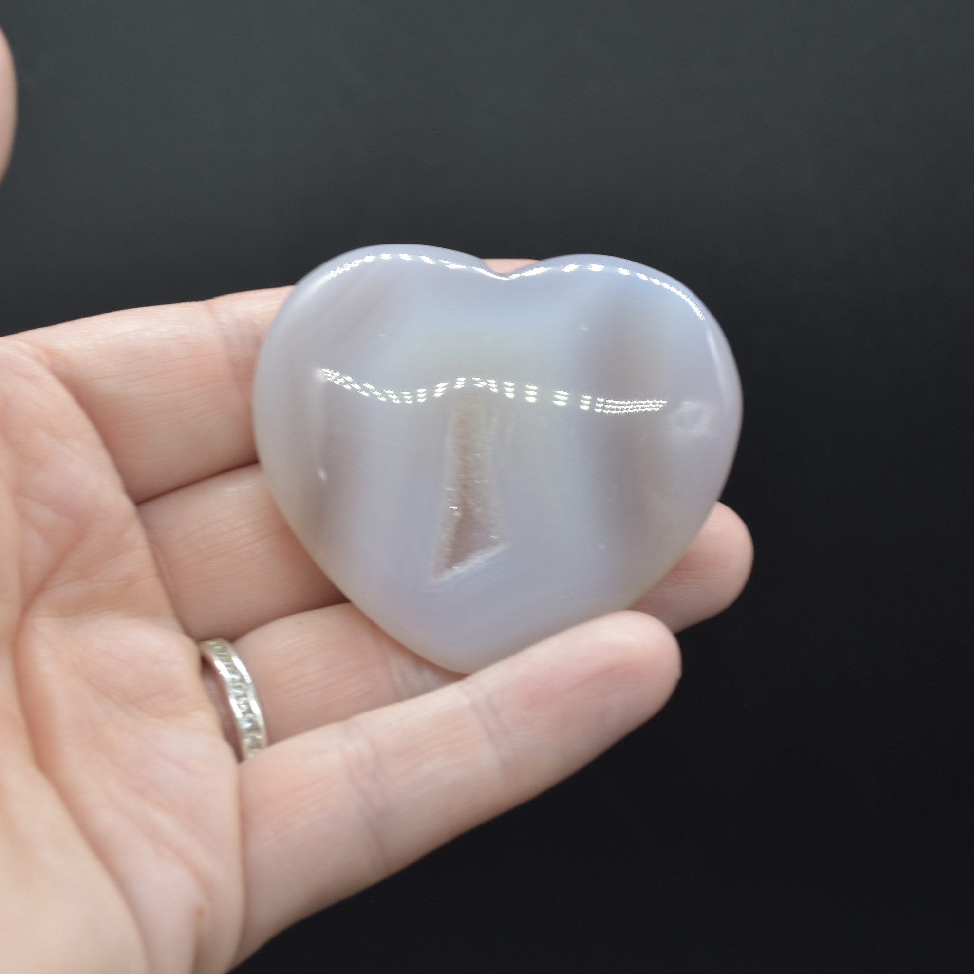 Druzy Agate Carved Heart - 4.6cm #09 - Image 3