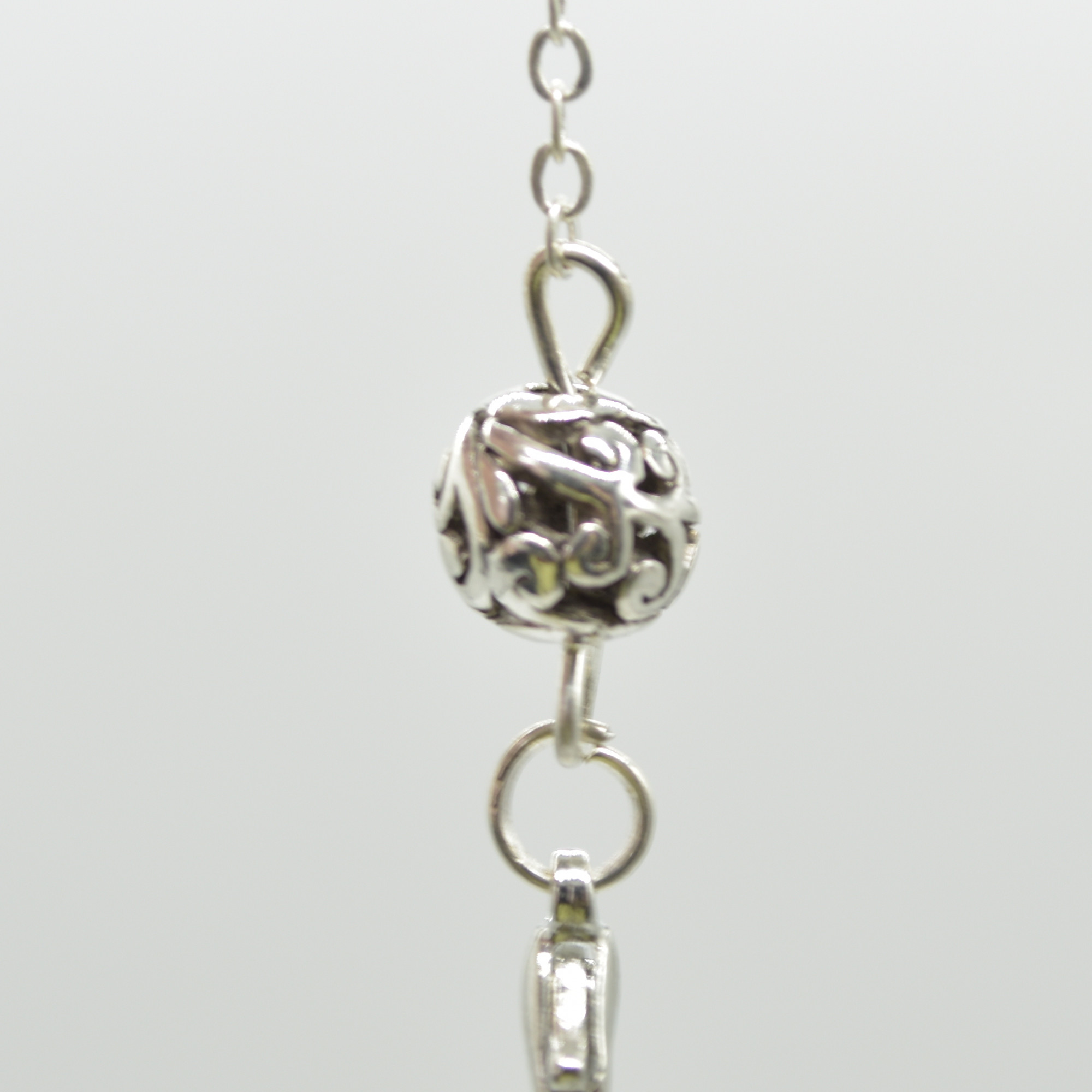 Green Aventurine Faceted Crystal Pendulum - 1 Count - 7cm - Image 5