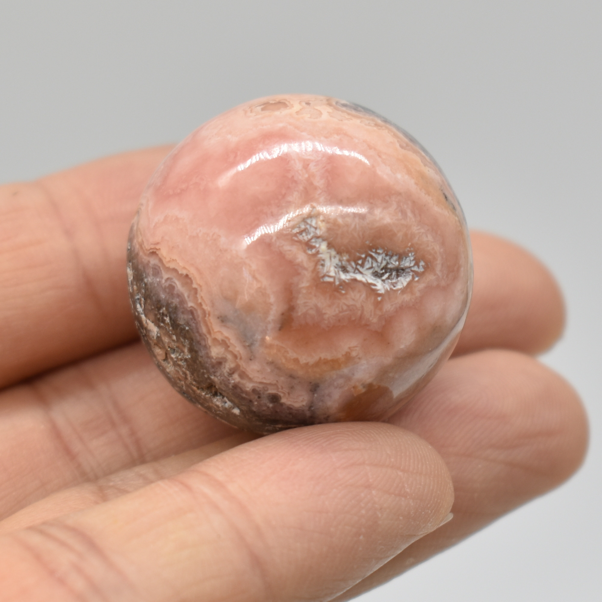 Rhodochrosite Crystal Sphere / Ball from Argentina - 2.5cm - 43 grams #04 - Image 4