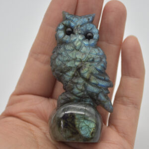 Labradorite Crystal Owl on Rock - 6cm x 3.5cm x 2.5cm - 74 grams #04