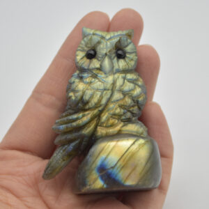 Labradorite Crystal Owl on Rock - 6cm x 4.5cm x 3cm - 99 grams #05