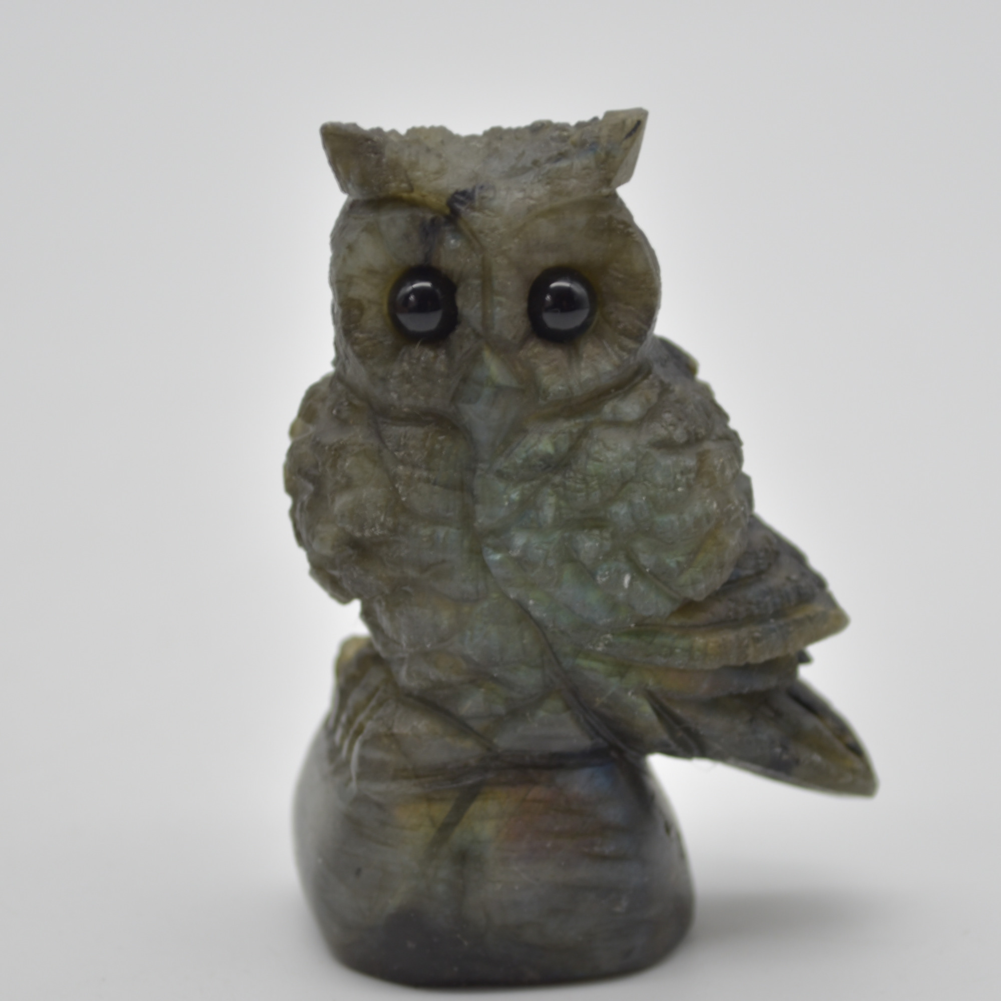 Labradorite Crystal Owl on Rock - 6cm x 4.5cm x 2.5cm - 85 grams #08 - Image 3