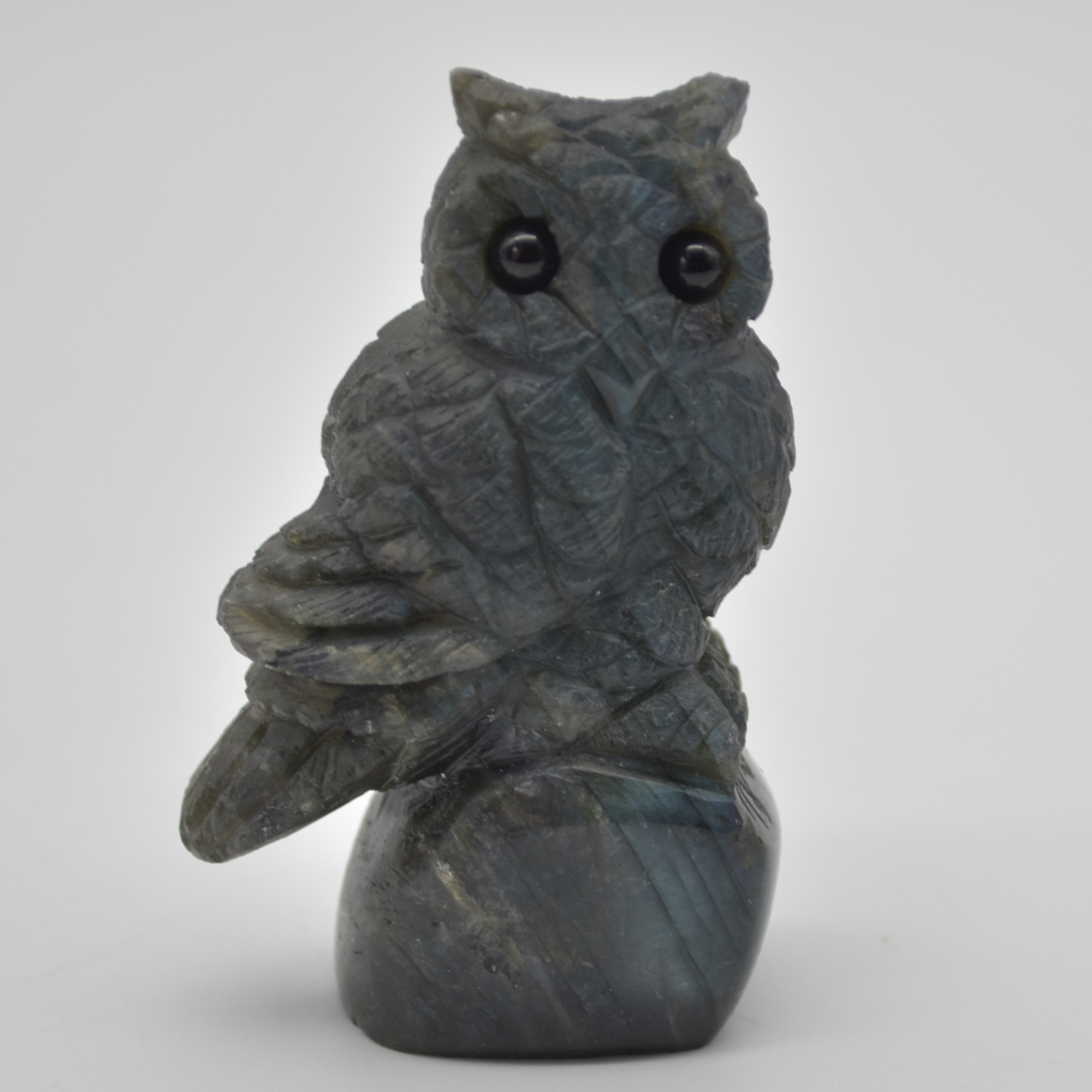 Labradorite Crystal Owl on Rock - 7.5cm x 4.5cm x 3cm - 136 grams #02 - Image 5