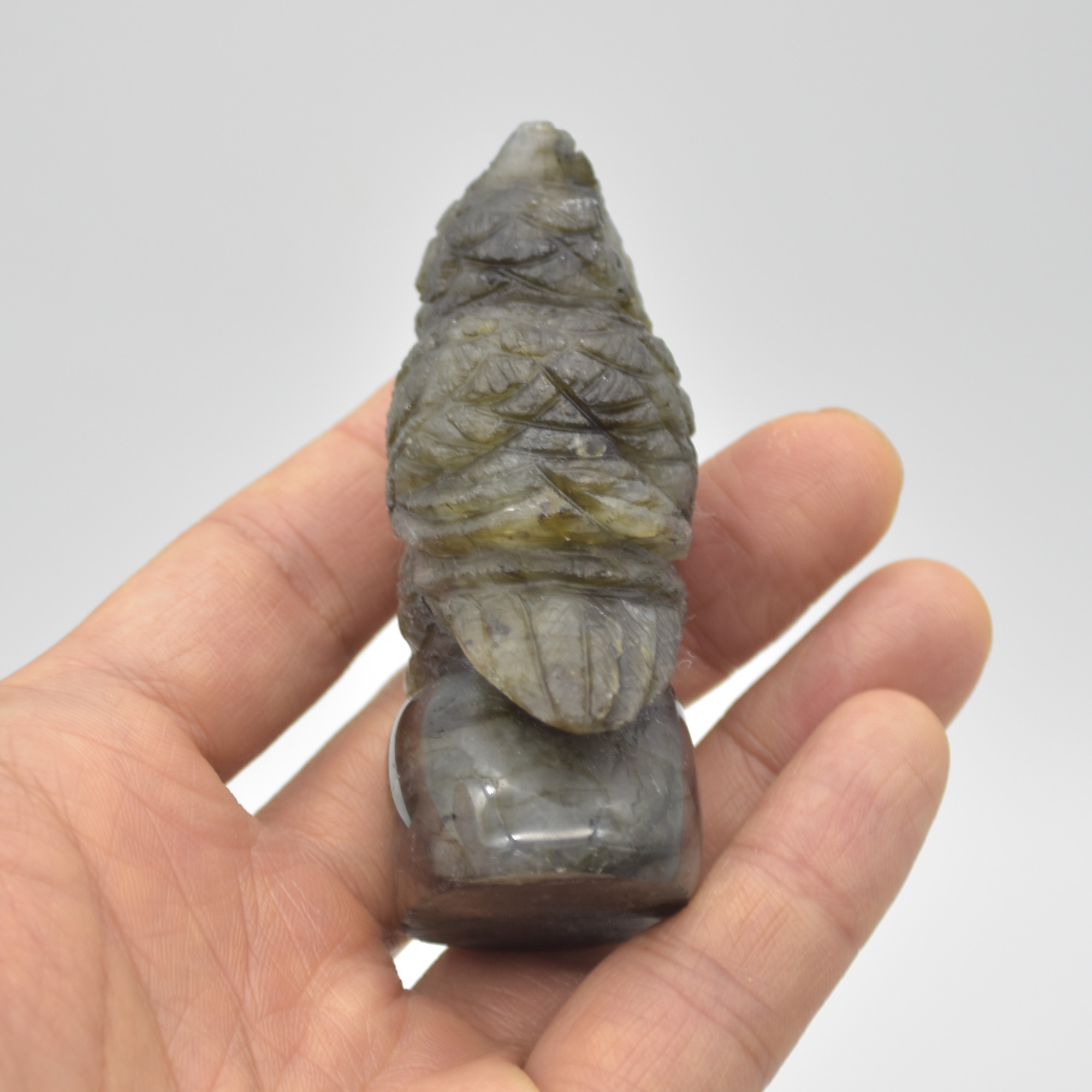 Labradorite Crystal Owl on Rock - 7.5cm x 4cm x 3cm - 110 grams #03 - Image 5