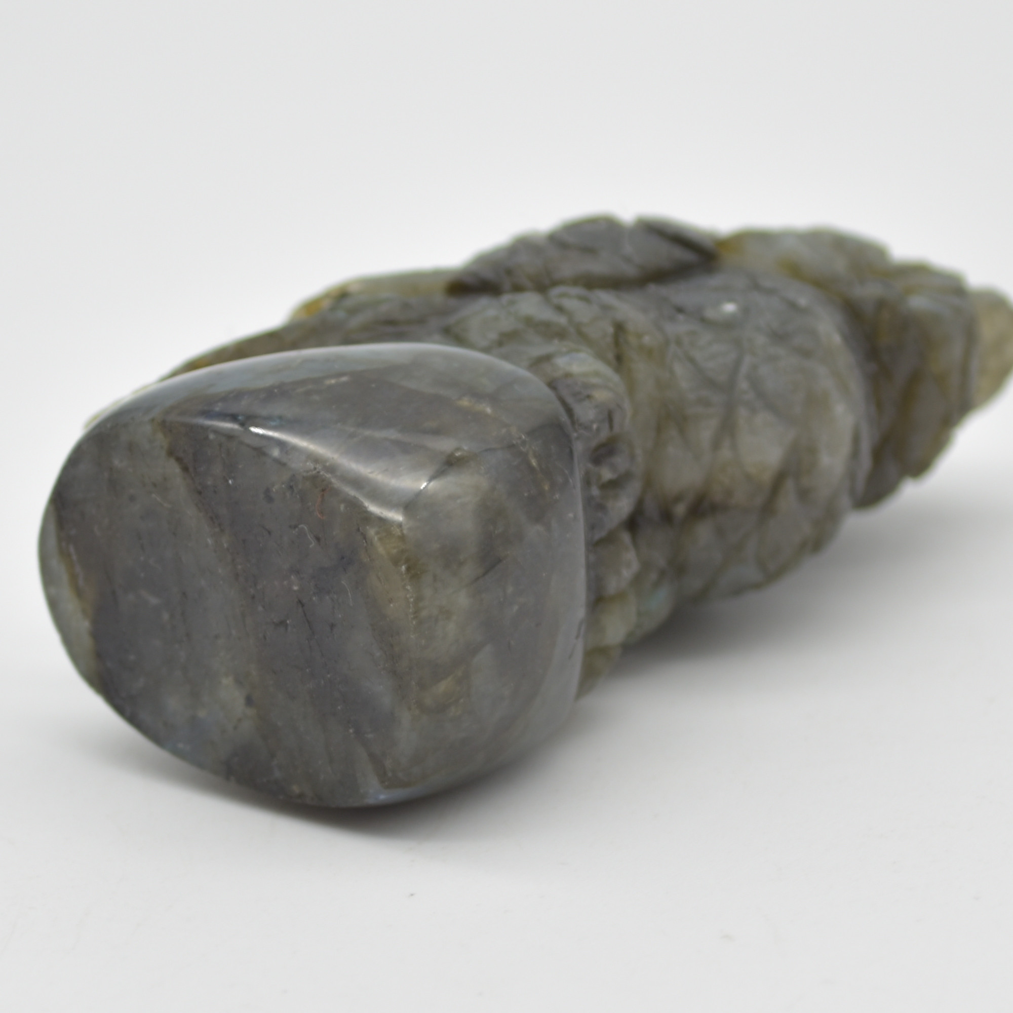 Labradorite Crystal Owl on Rock - 7.5cm x 4cm x 3cm - 110 grams #03 - Image 2