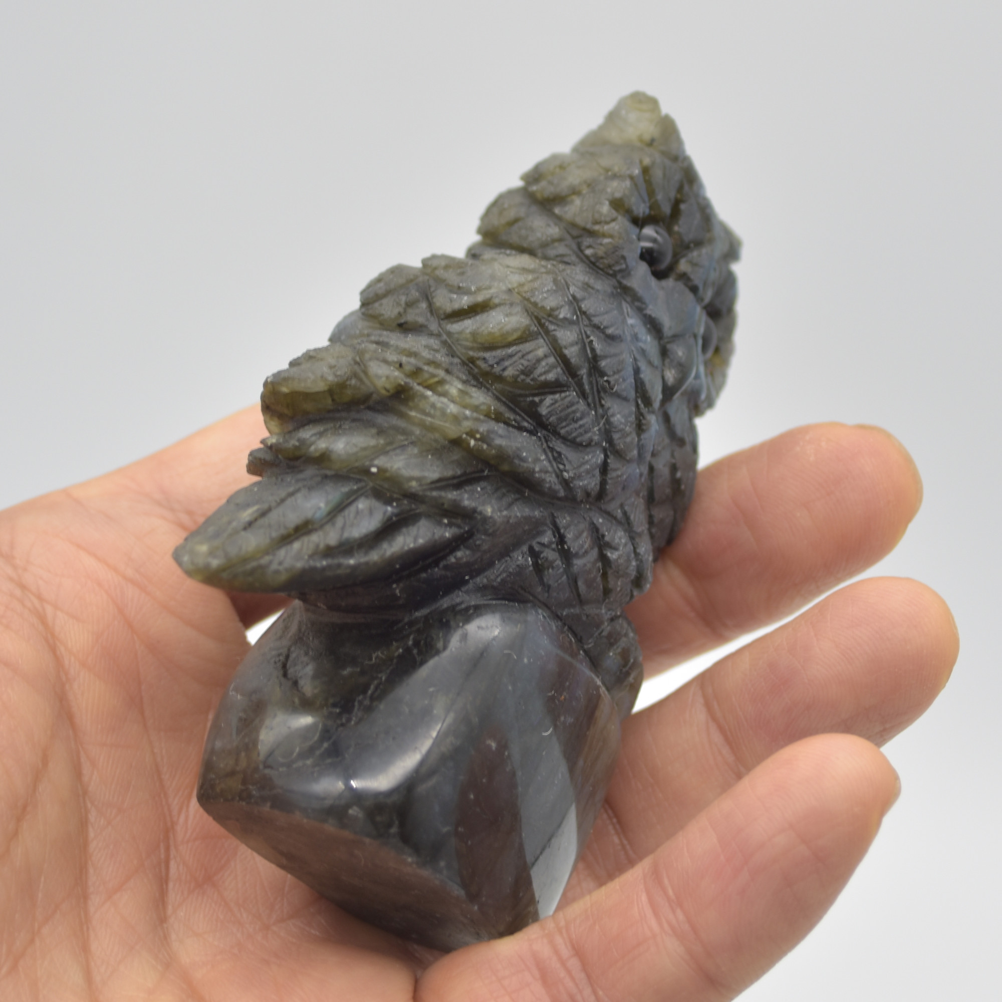 Labradorite Crystal Owl on Rock - 8cm x 5.5cm x 3cm - 183 grams #04 - Image 5