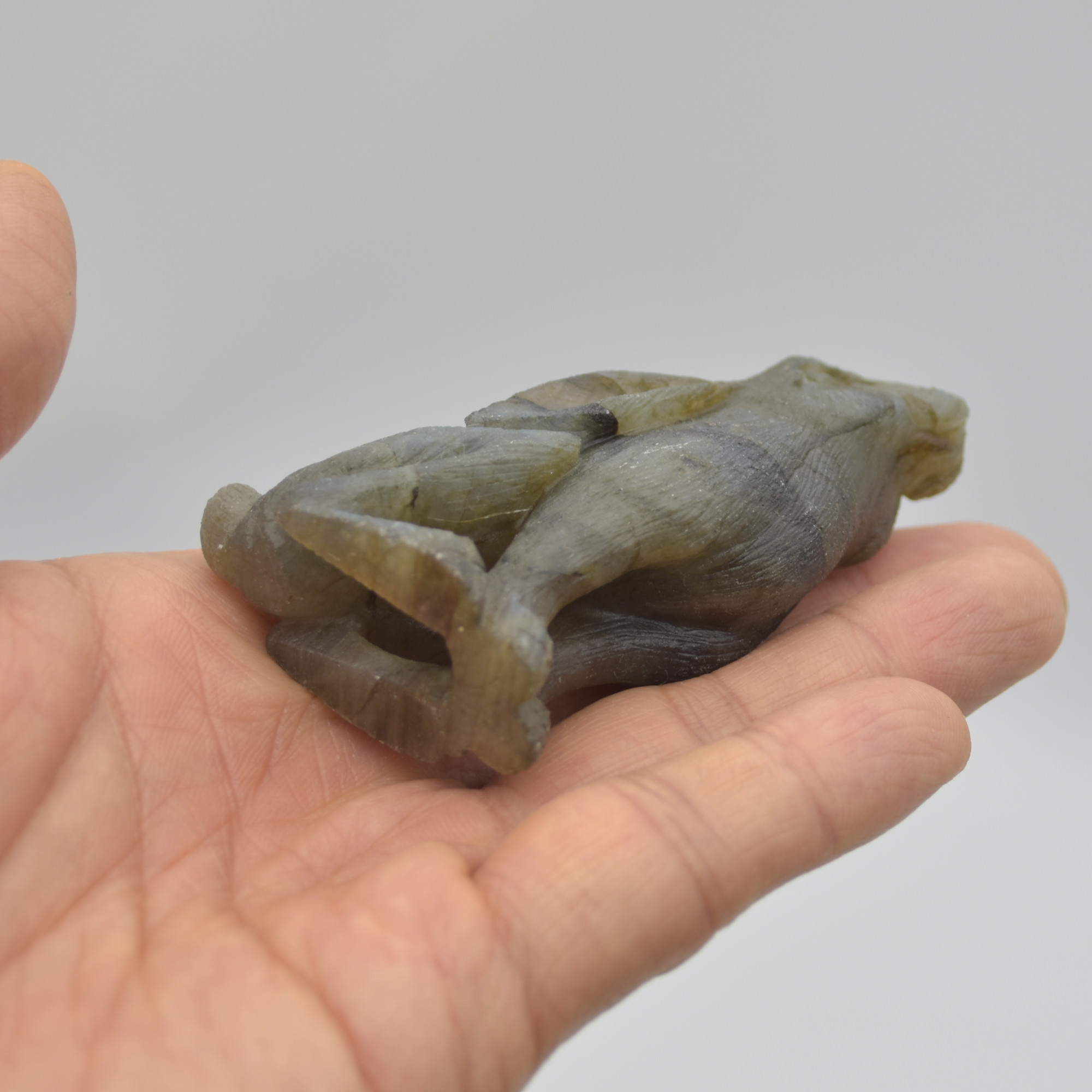 Labradorite Crystal Rabbit Hare - 7.5cm x 4.5cm x 2.5cm - 80 grams #01 - Image 2