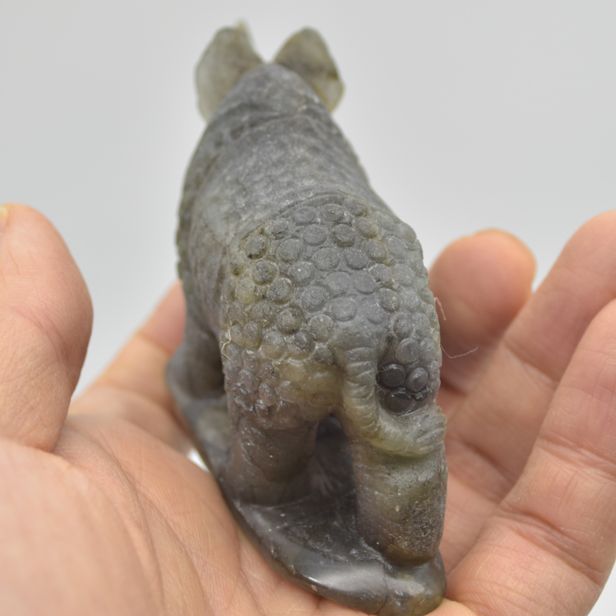Labradorite Crystal Rhinoceros - 5.5cm x 9.5cm x 3cm - 161 grams #01 - Image 7