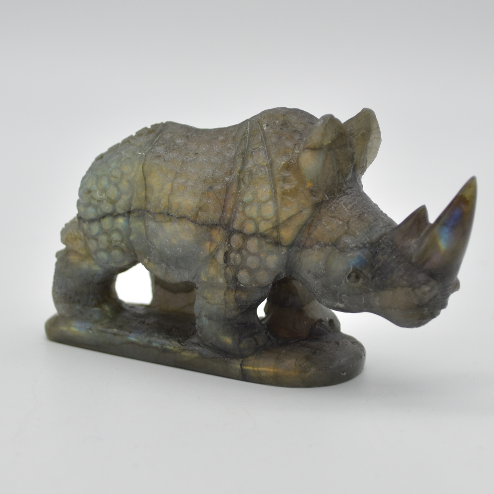 Labradorite Crystal Rhinoceros - 5.5cm x 9.5cm x 3cm - 161 grams #01 - Image 5