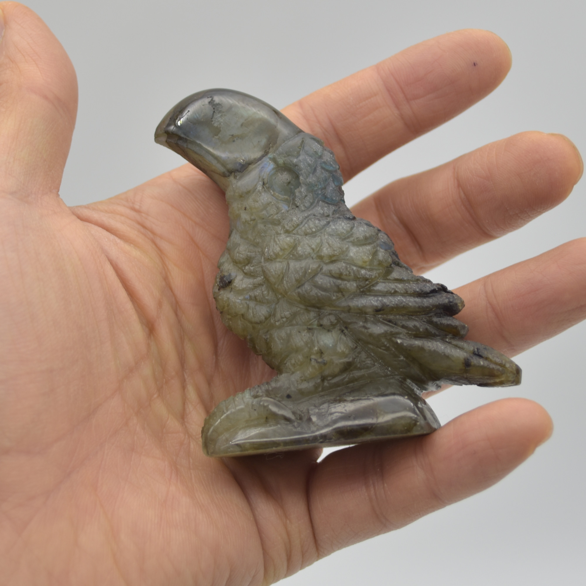 Labradorite Crystal Toucan on Rock - 7cm x 6cm x 3cm - 112 grams #03 - Image 3
