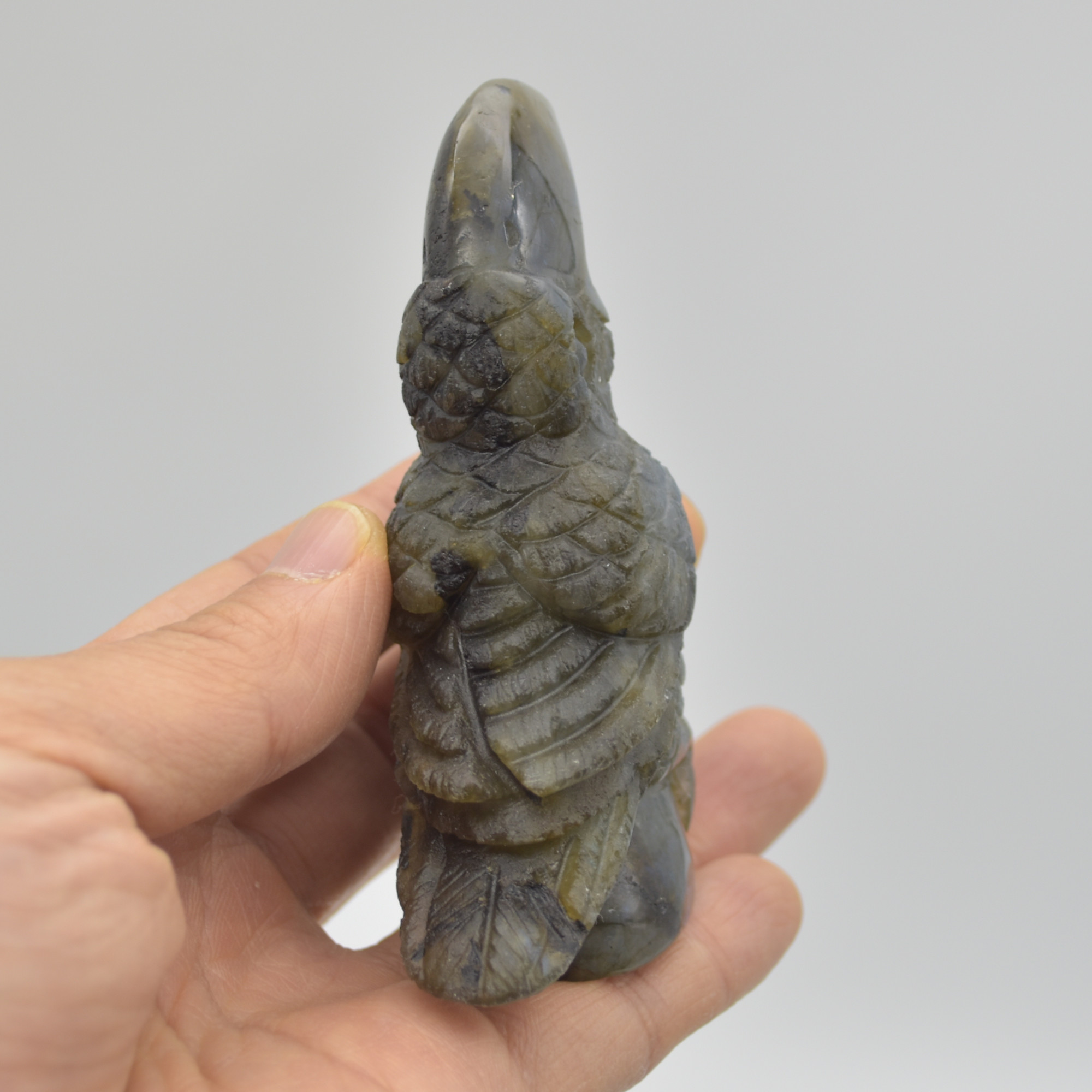 Labradorite Crystal Toucan on Rock - 9cm x 7cm x 3.5cm - 154 grams #05 - Image 2
