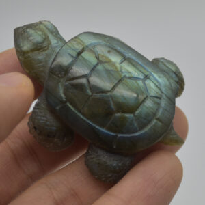 Labradorite Crystal Turtle - 1.7cm x 5.5cm x 4cm x - 40 grams #06