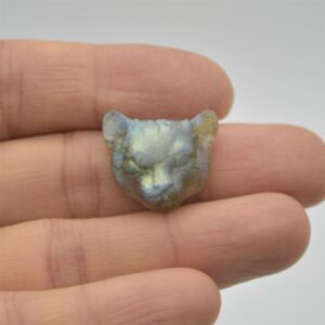 Labradorite Big Cat Head  - 2cm x 2cm x 0.9cm - 4.2 grams