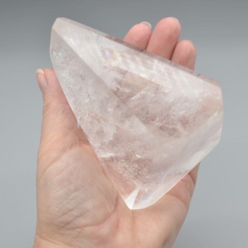 Clear Quartz Freeform / Free Form - 9cm x 7cm x 6.5cm - 568 grams - Image 4
