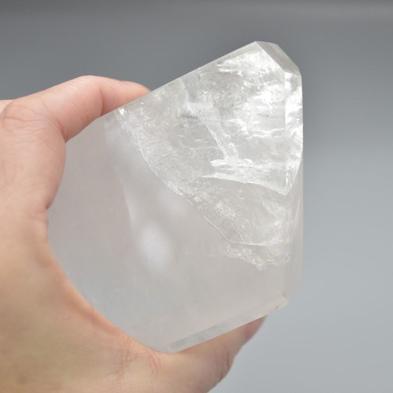 Clear Quartz Freeform, Free Form - 7cm x 9.5cm x 7cm - 708 grams - Image 6