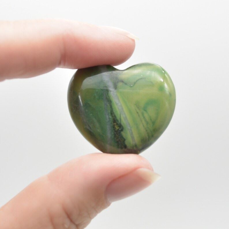 African Jade Heart - 3cm - Image 2