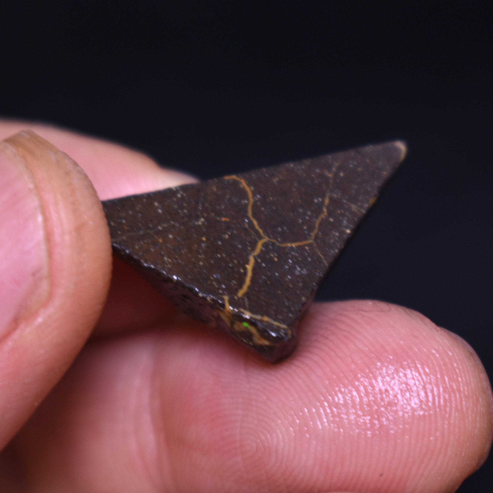 Australian Rough Boulder Opal, Raw Matrix Specimen - 20ct weight #18 - Image 3