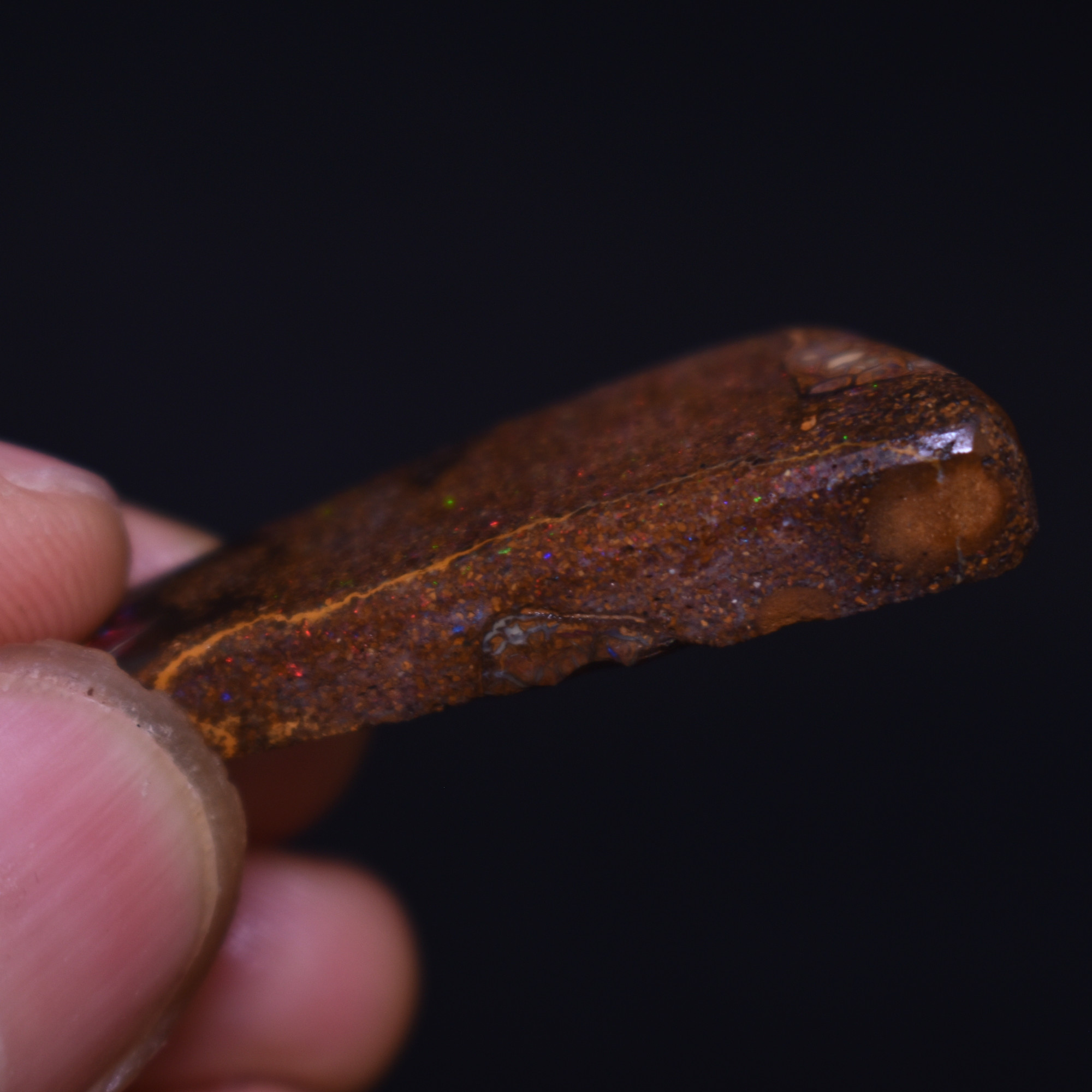 Australian Rough Boulder Opal, Raw Matrix Specimen - 31ct weight #28 - Image 5