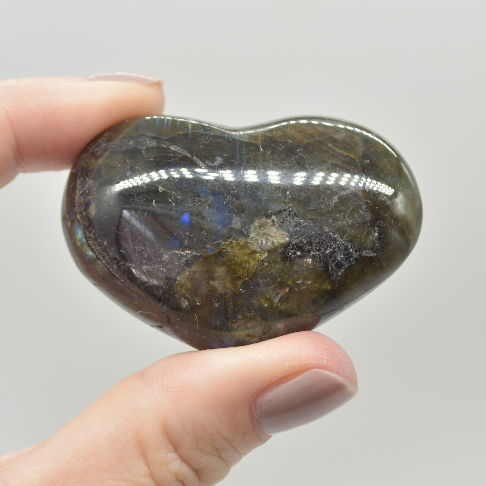Labradorite Crystal Puffy Heart - 4cm - 4.5cm - 1 Count - Image 4