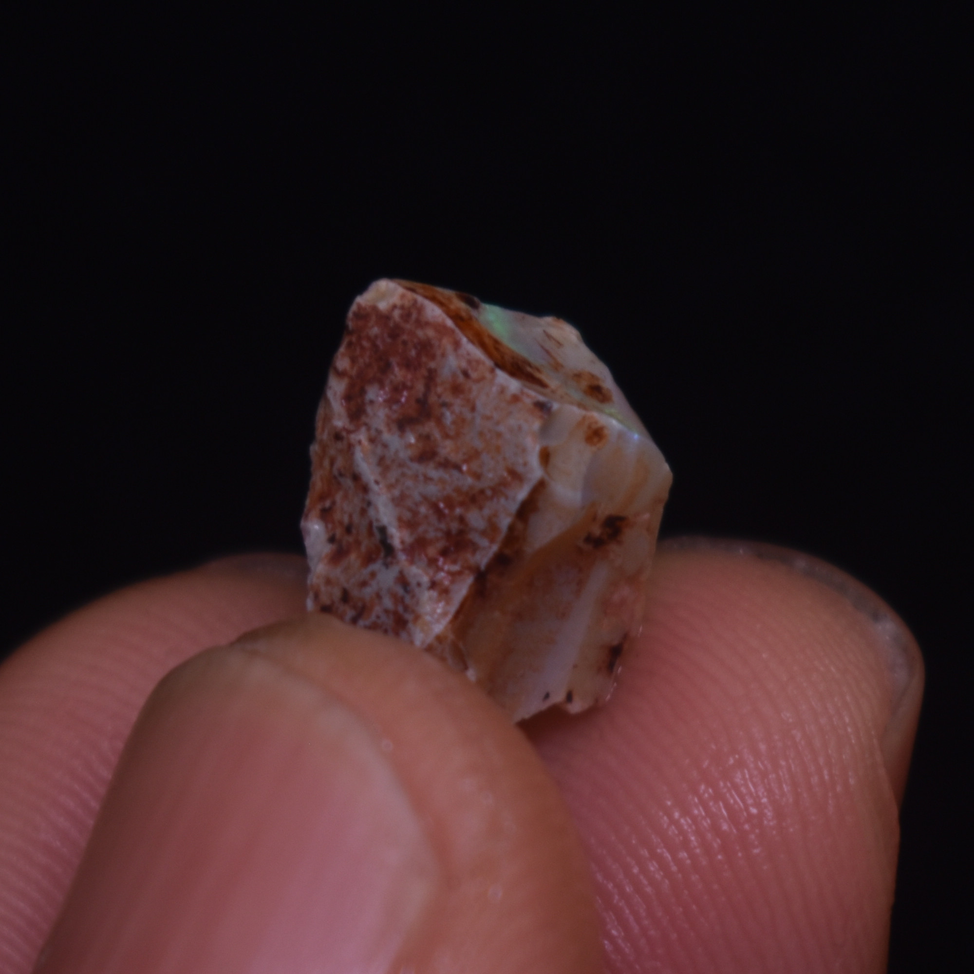Lightning Ridge Raw Rough Opal Specimen from Australia, 4ct weight #36 - Image 4