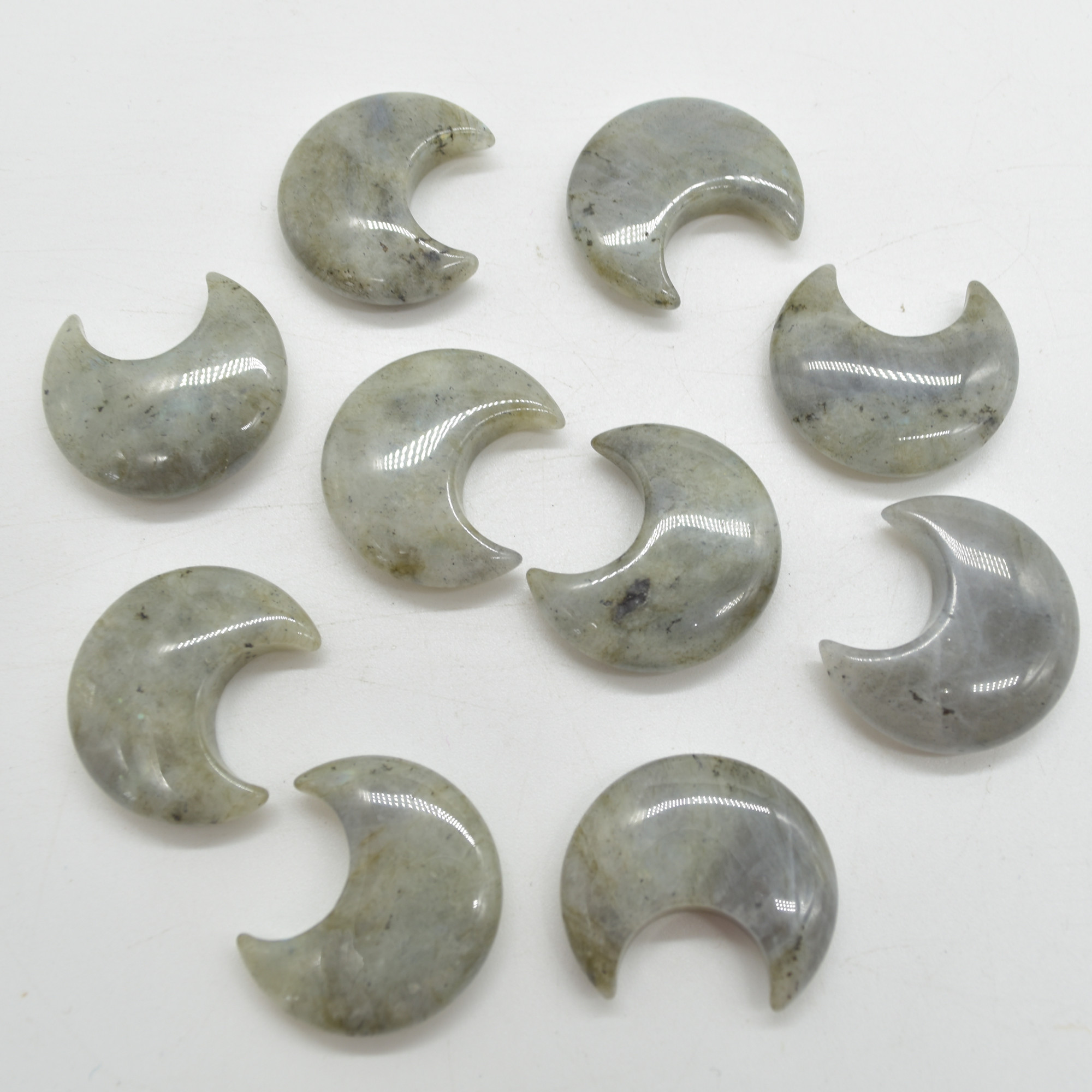 Labradorite Crystal Crescent Moon - 3cm - 1 Count