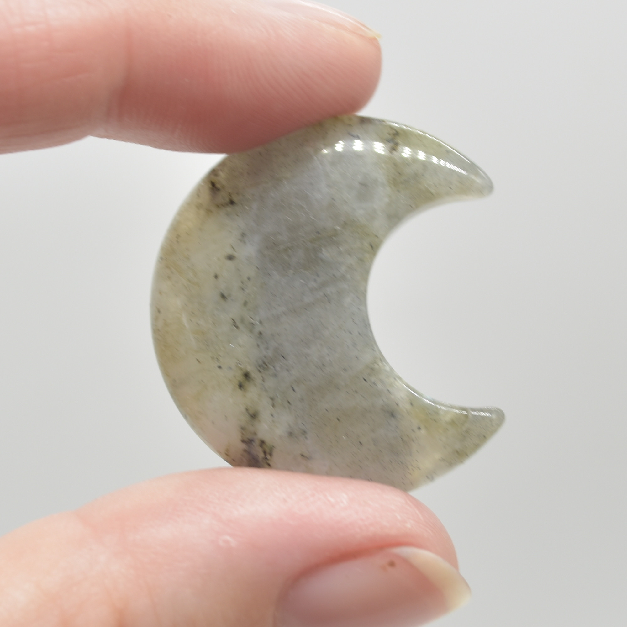 Labradorite Crystal Crescent Moon - 3cm - 1 Count - Image 3