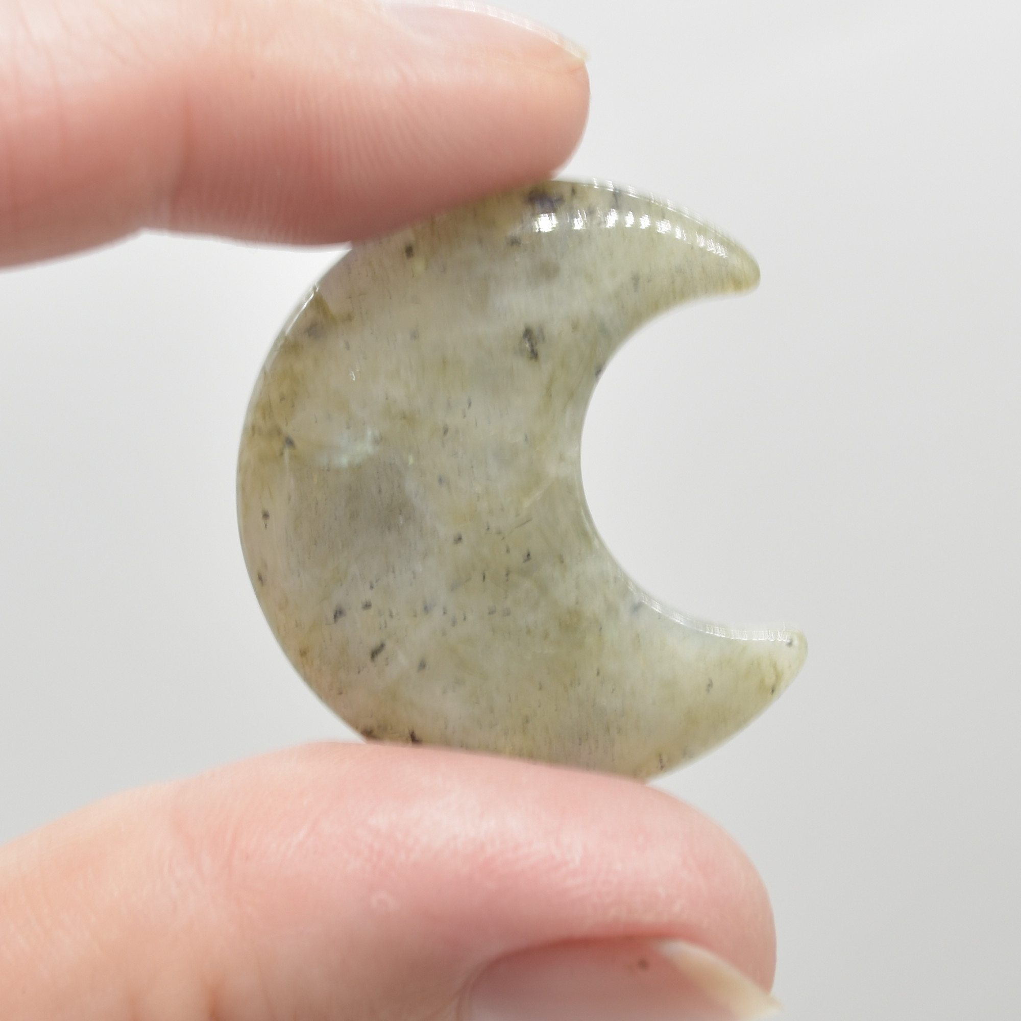 Labradorite Crystal Crescent Moon - 3cm - 1 Count - Image 5