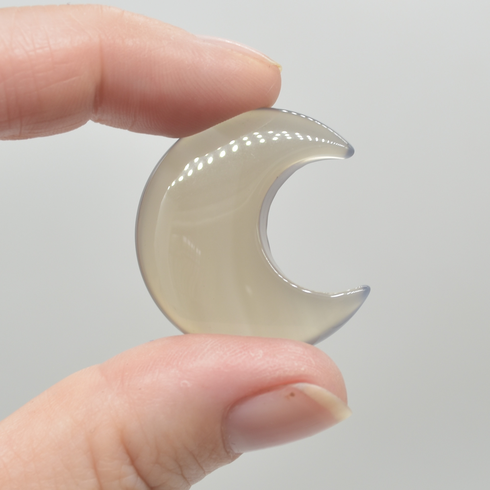 Grey Agate Crystal Crescent Moon - 3cm - 1 Count - Image 4