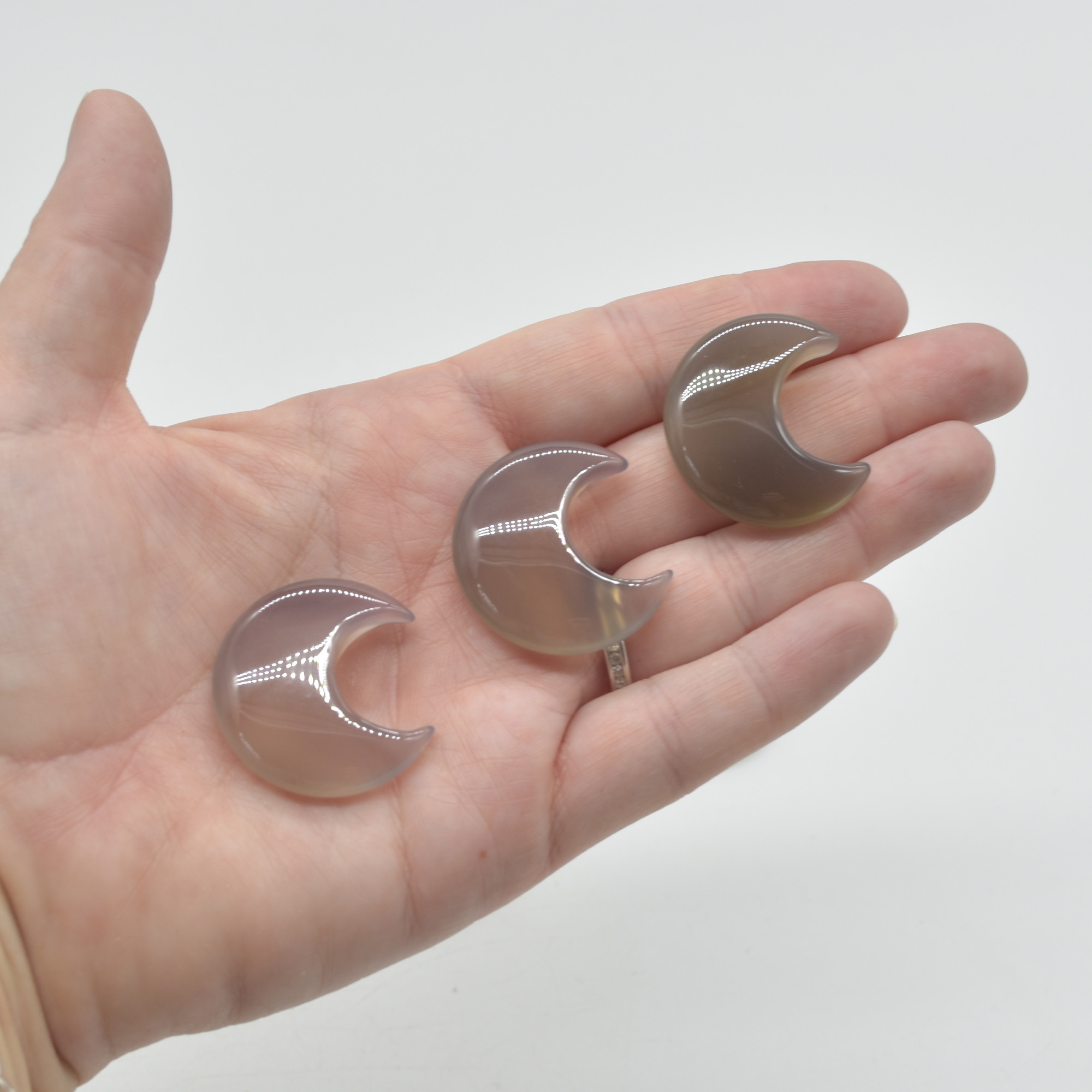 Grey Agate Crystal Crescent Moon - 3cm - 1 Count - Image 7